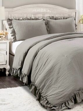 NWT Ruffle Duvet Cover Set King 3 PCs 100% Washed Cotton Gray Solid Bedding